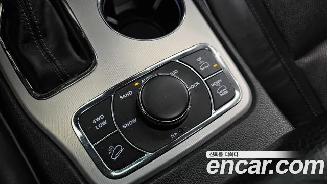 Jeep Cherokee — фото 30