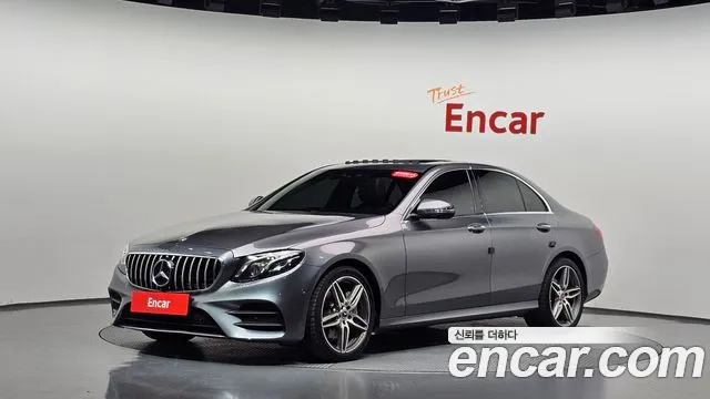Mercedes-Benz E-Class — фото 1