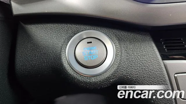 Hyundai Avante — фото 19