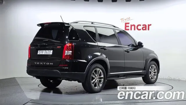 KG_Mobility_Ssangyong Rexton — фото 2