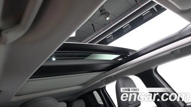 Jeep Renegade — фото 16