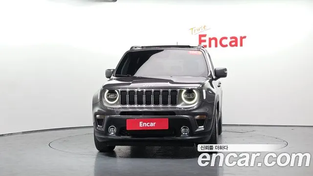 Jeep Renegade — фото 2