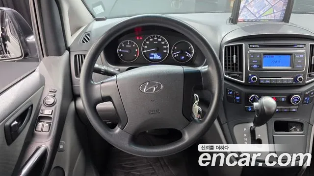 Hyundai Starex — фото 13