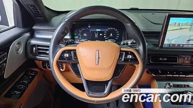 Lincoln Aviator — фото 13