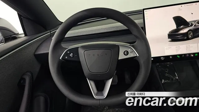 Tesla Model 3 — фото 12