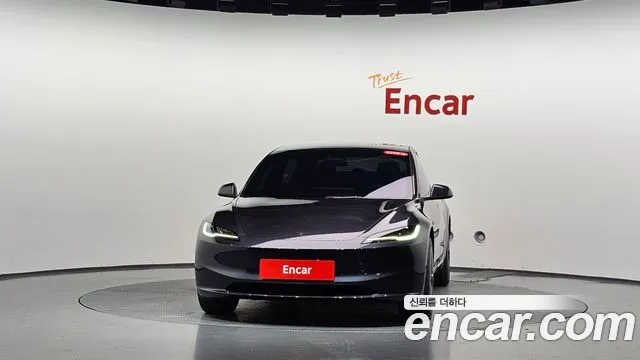 Tesla Model 3 — фото 2