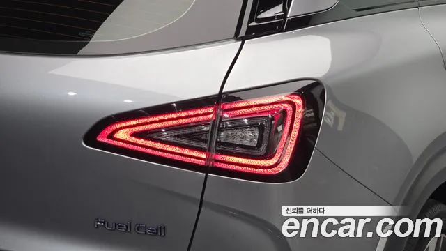 Hyundai Nexo — фото 23