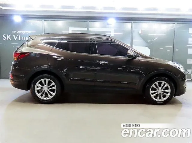 Hyundai Santa Fe — фото 3
