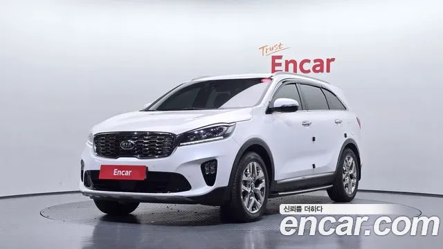 Kia Sorento — фото 1