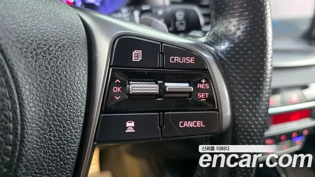 Kia Sorento — фото 16