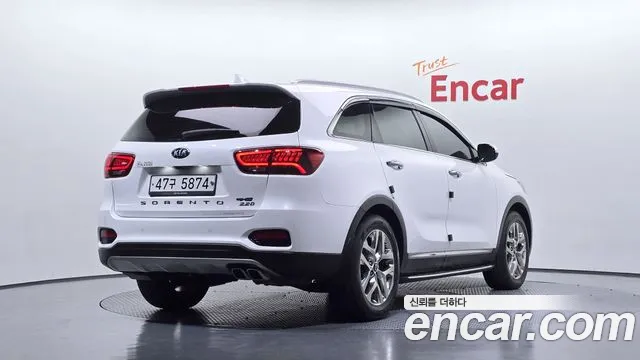 Kia Sorento — фото 2