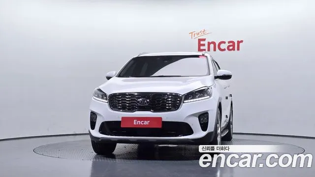 Kia Sorento — фото 3
