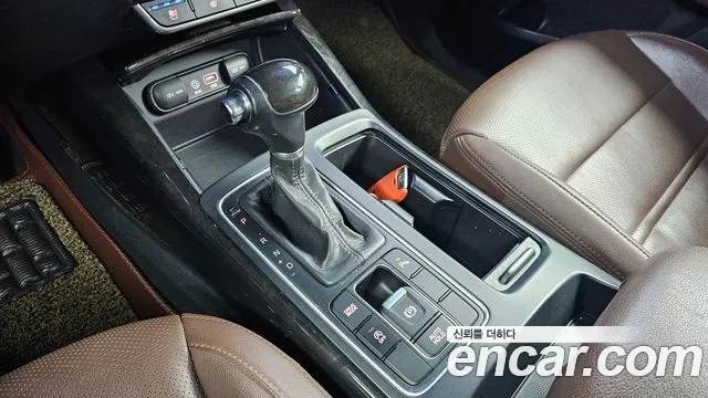Kia Sorento — фото 8