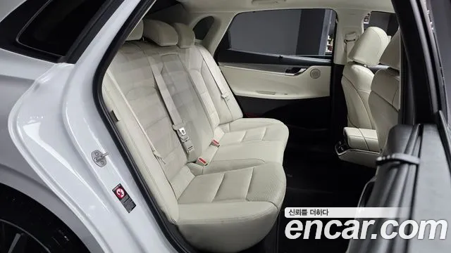 Hyundai Grandeur — фото 11