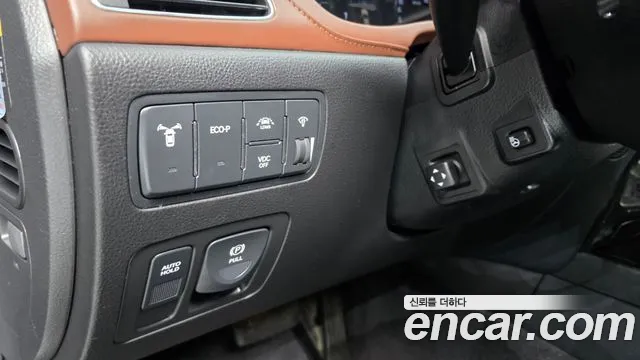 Hyundai Genesis — фото 16