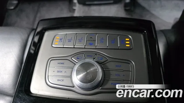 Hyundai Genesis — фото 18