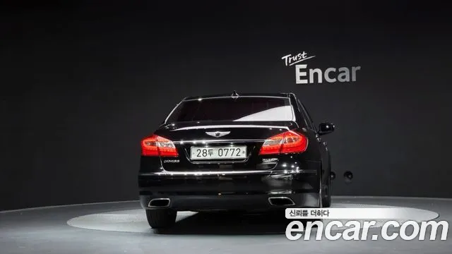Hyundai Genesis — фото 3