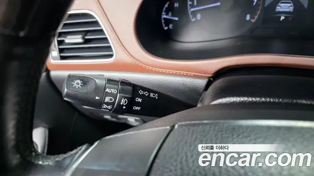 Hyundai Genesis — фото 34