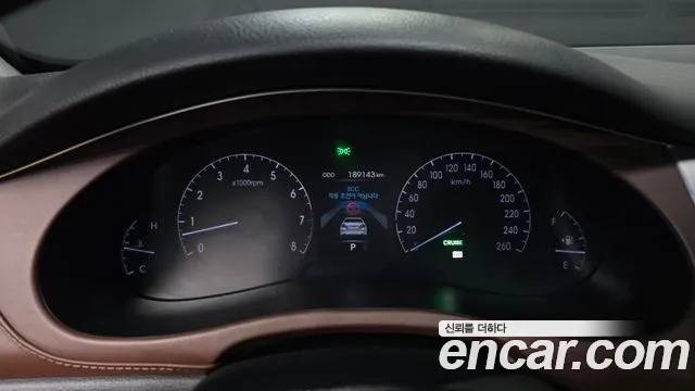 Hyundai Genesis — фото 7