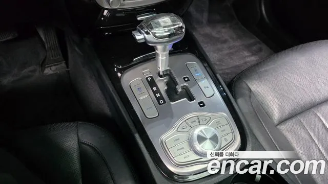 Hyundai Genesis — фото 8