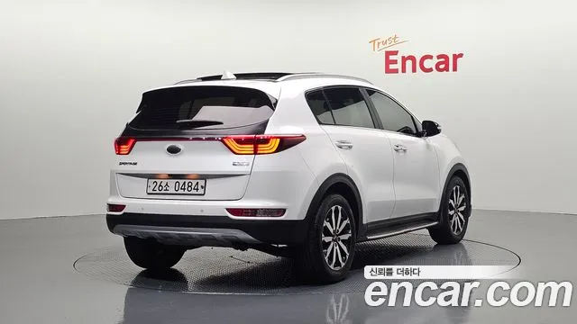Kia Sportage — фото 1