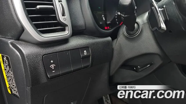 Kia Sportage — фото 15