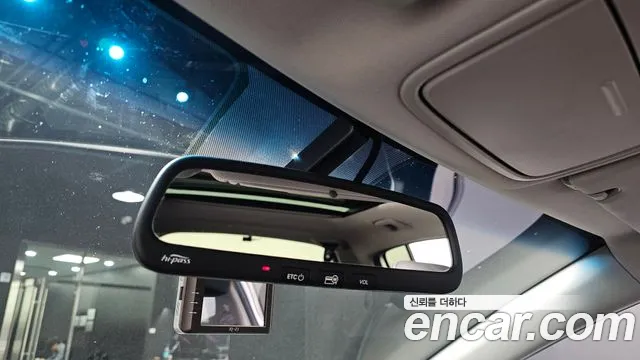 Kia Sportage — фото 16