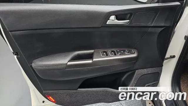 Kia Sportage — фото 24