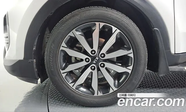 Kia Sportage — фото 4