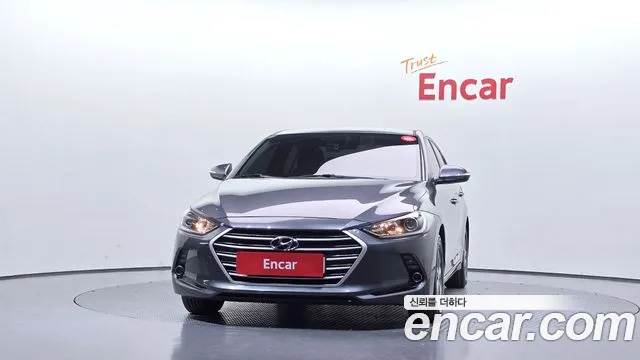Hyundai Avante — фото 3