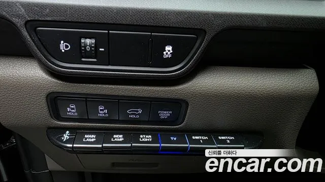 Kia Carnival — фото 30