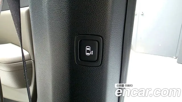 Kia Carnival — фото 31