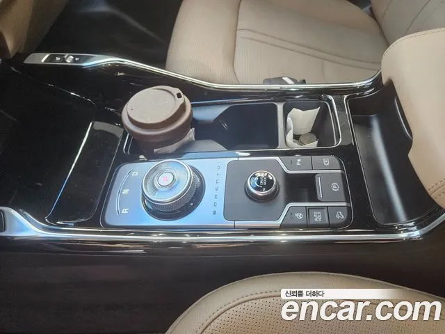 Kia Sorento — фото 12