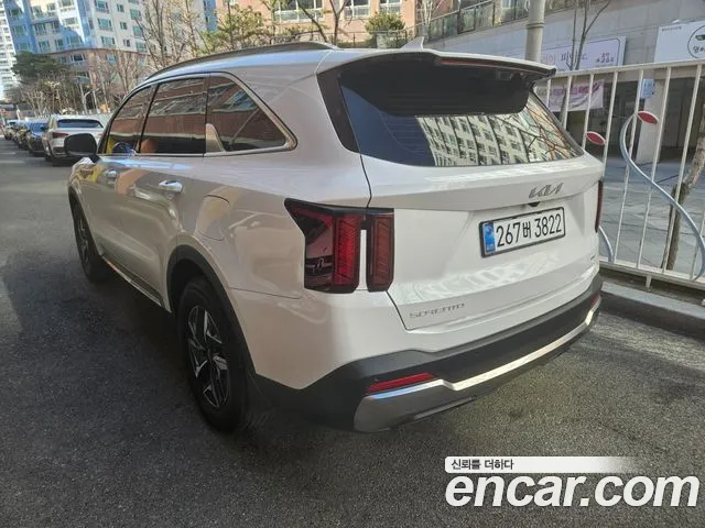 Kia Sorento — фото 6