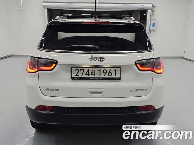 Jeep Compass — фото 4