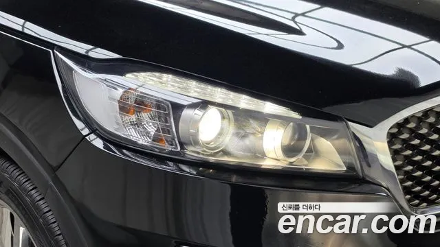 Kia Sorento — фото 22