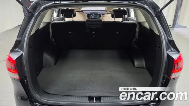 Kia Sorento — фото 29