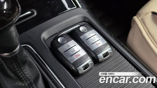 Kia Sorento — фото 30