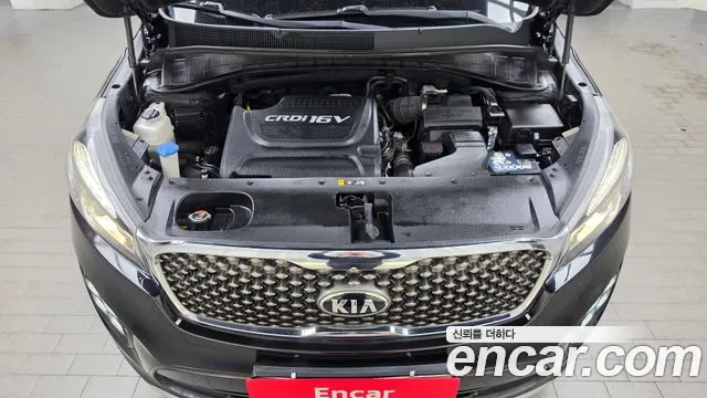 Kia Sorento — фото 6