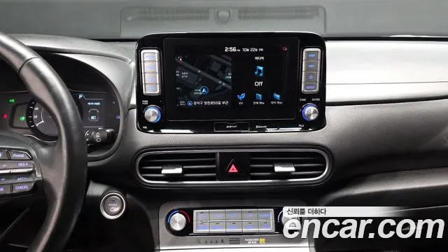 Hyundai Kona — фото 14