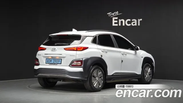 Hyundai Kona — фото 2