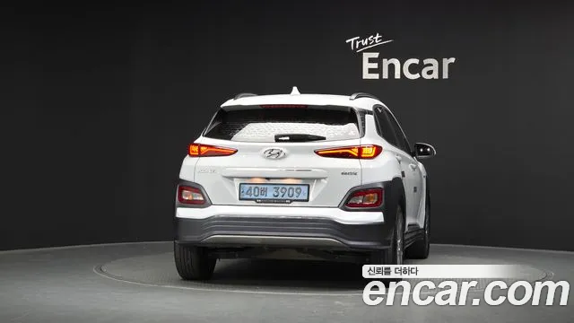 Hyundai Kona — фото 4