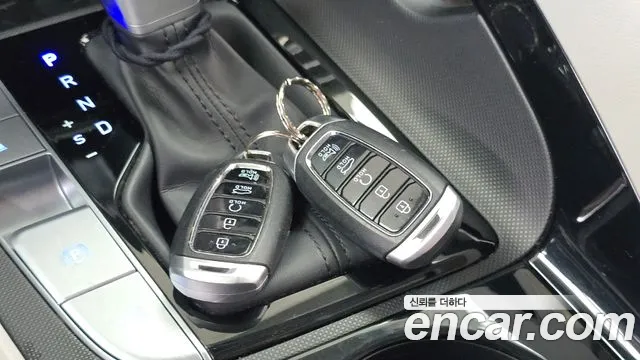 Hyundai Avante — фото 15