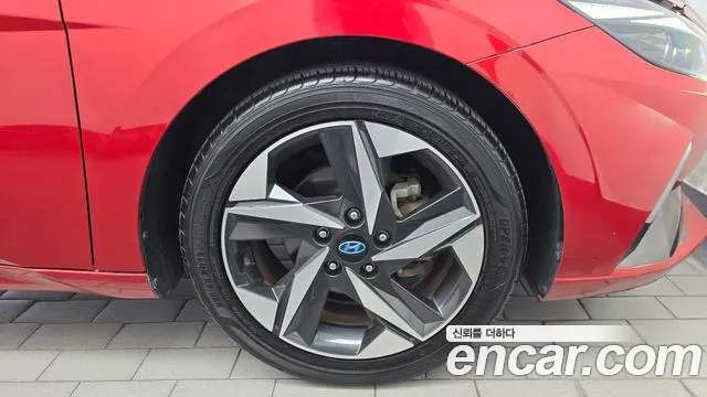 Hyundai Avante — фото 21
