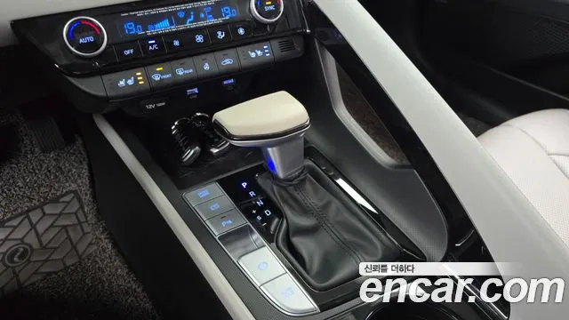 Hyundai Avante — фото 9