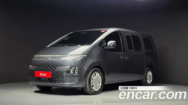 Hyundai Staria — фото 1