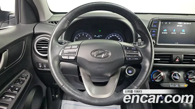 Hyundai Kona — фото 17