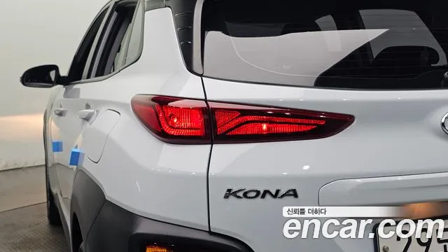 Hyundai Kona — фото 23