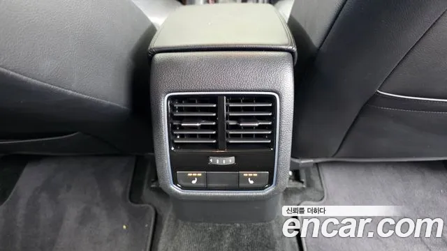 Volkswagen Passat — фото 17