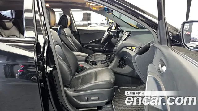 Hyundai Santa Fe — фото 11